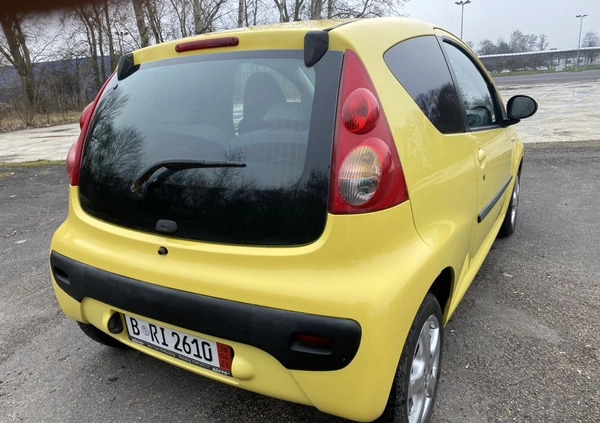 Peugeot 107 cena 6999 przebieg: 199900, rok produkcji 2006 z Bydgoszcz małe 191